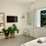Bed & Breakfast Pathos Quarto dʼAltino