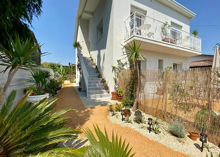 Bed & Breakfast Pathos