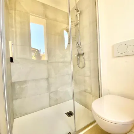 Frühstückspension Pathos