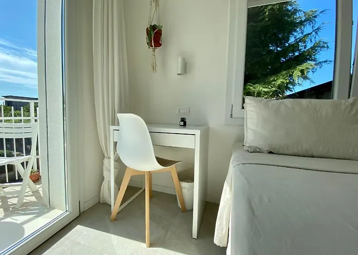 Pathos Bed & Breakfast 4*