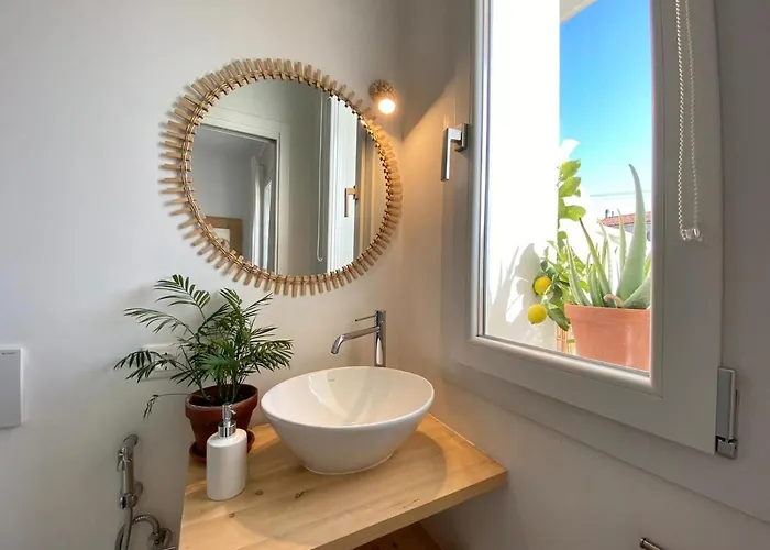 Bed & Breakfast Pathos