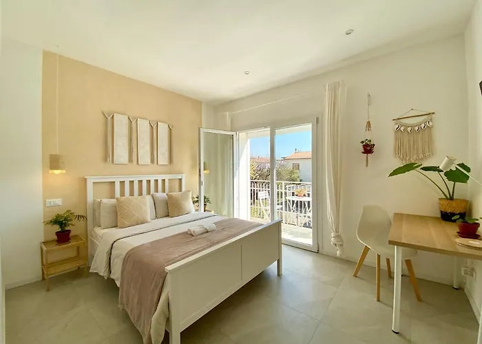 Bed & Breakfast Pathos 4*